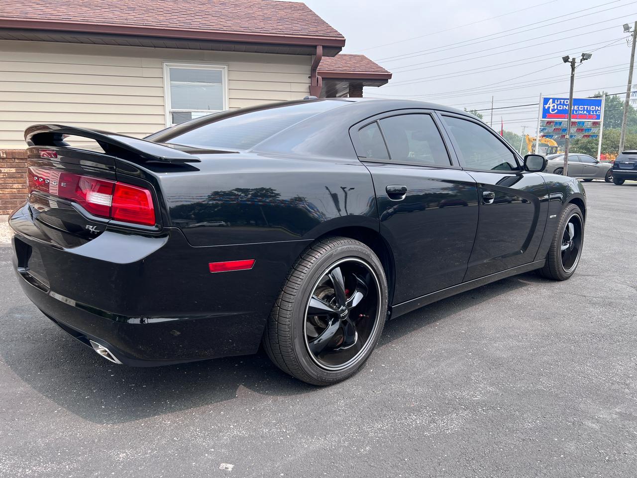 Dodge Charger 4dr Sdn RT RWD 2014