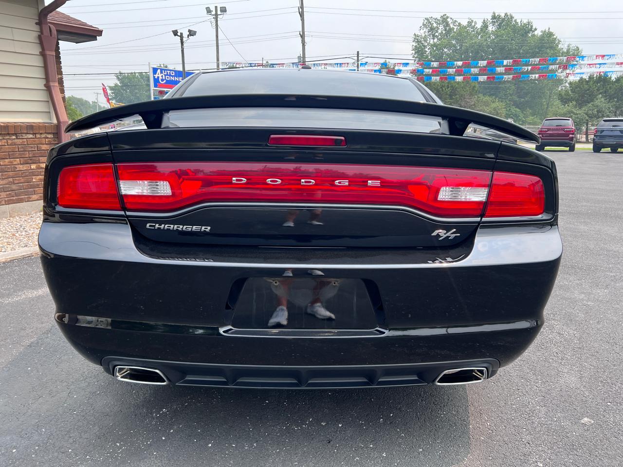 Dodge Charger 4dr Sdn RT RWD 2014