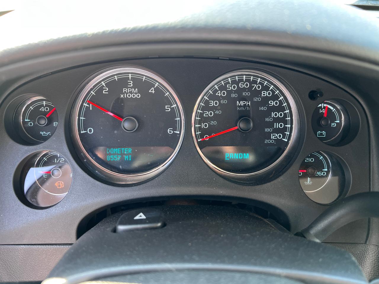 Chevrolet Suburban 4WD 4dr 1500 LT 2013