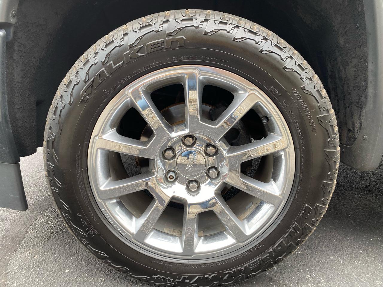 GMC Sierra 1500 4WD Crew Cab 143.5" Denali 2017