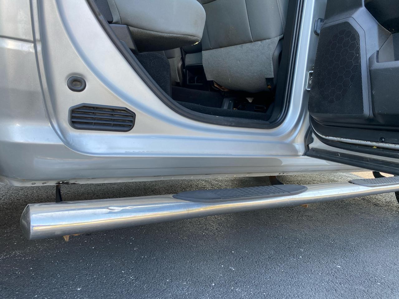 RAM 1500 4WD Crew Cab 140.5" Express 2014