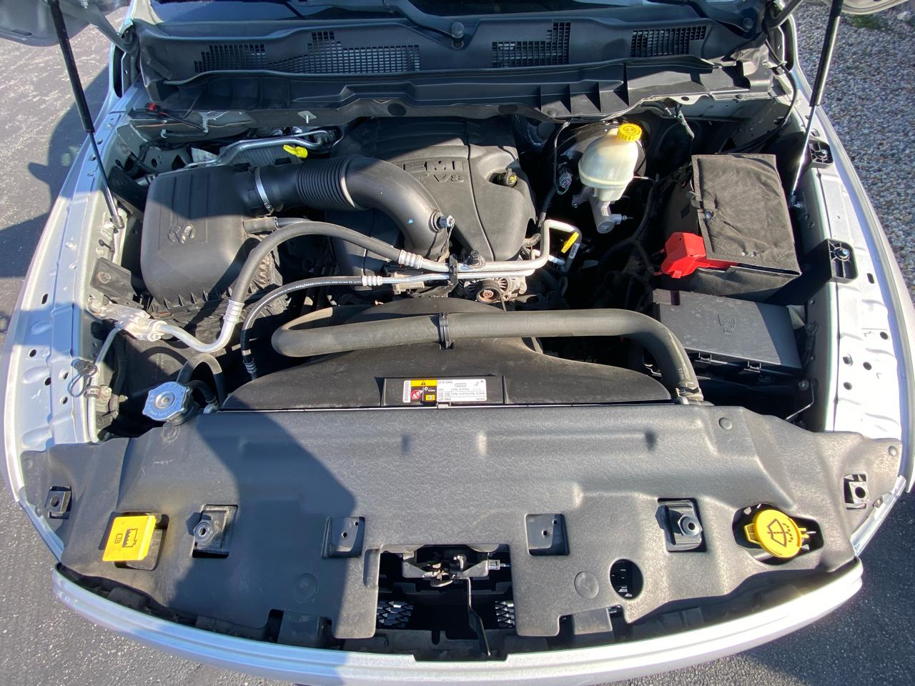 RAM 1500 4WD Crew Cab 140.5" Express 2014