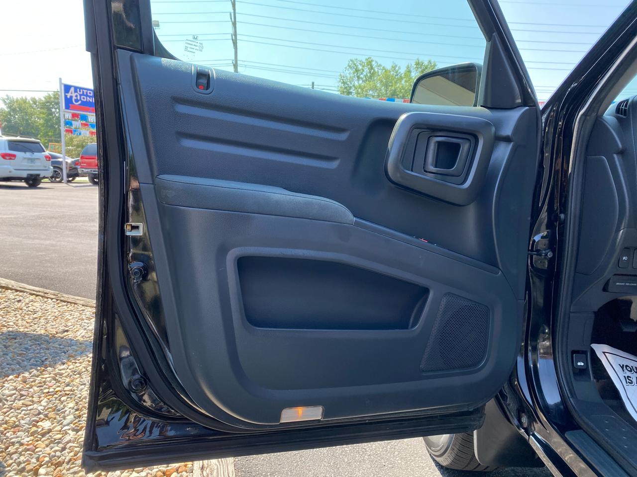 Honda Ridgeline 4WD Crew Cab Sport 2012
