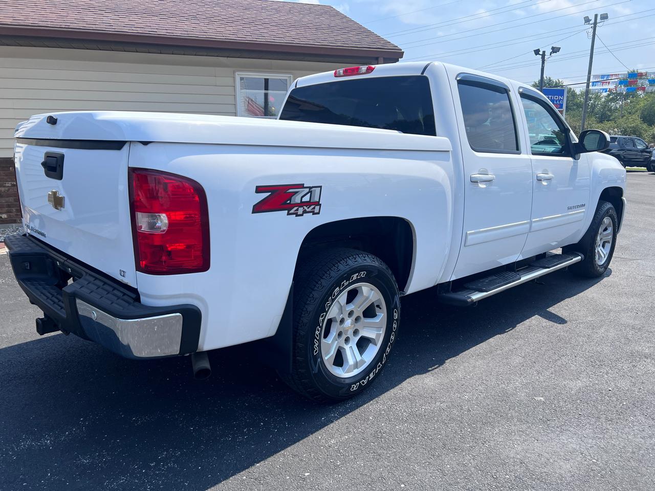 Chevrolet Silverado 1500 4WD Crew Cab 143.5" LT 2013