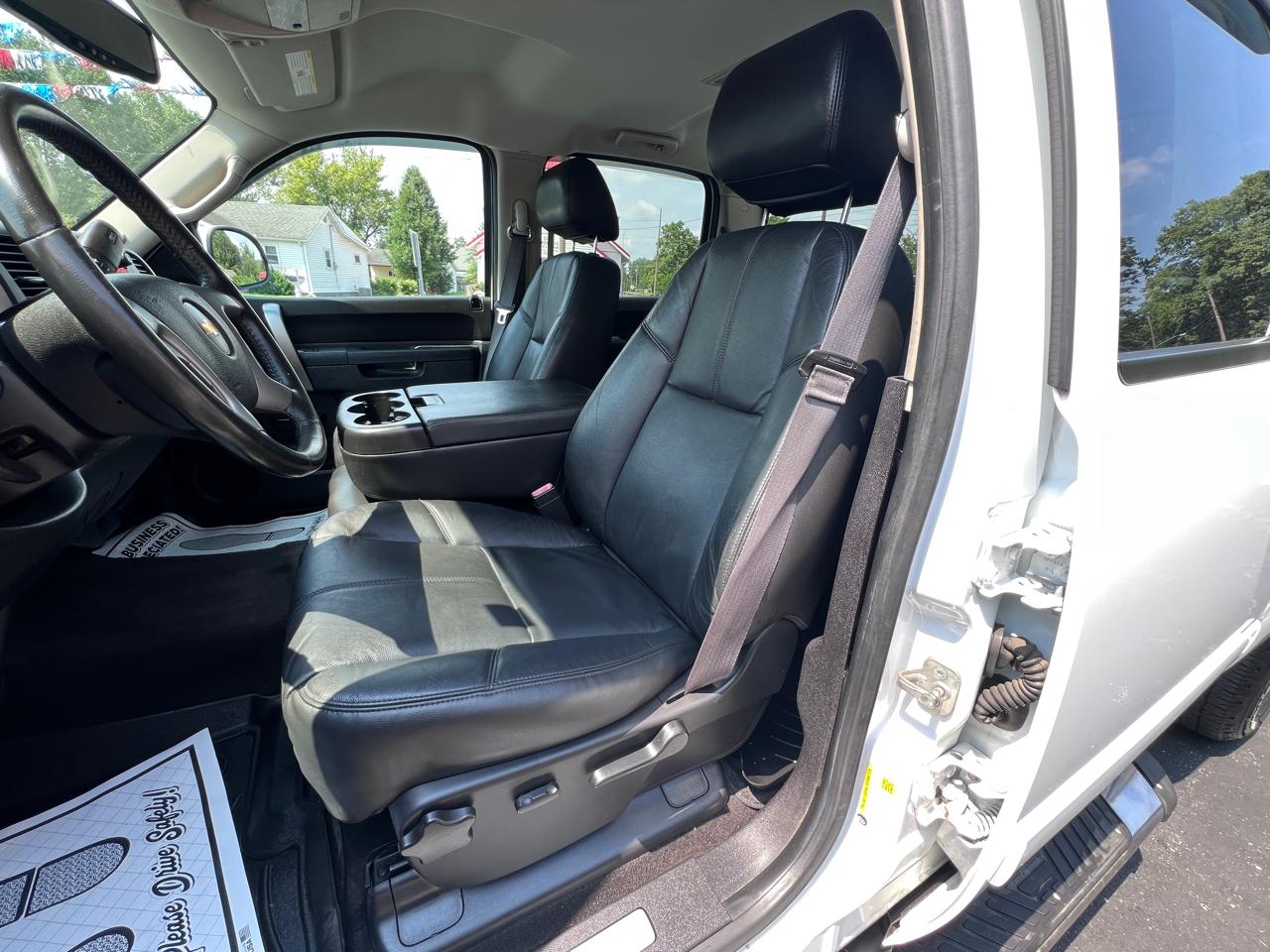 Chevrolet Silverado 1500 4WD Crew Cab 143.5" LT 2013