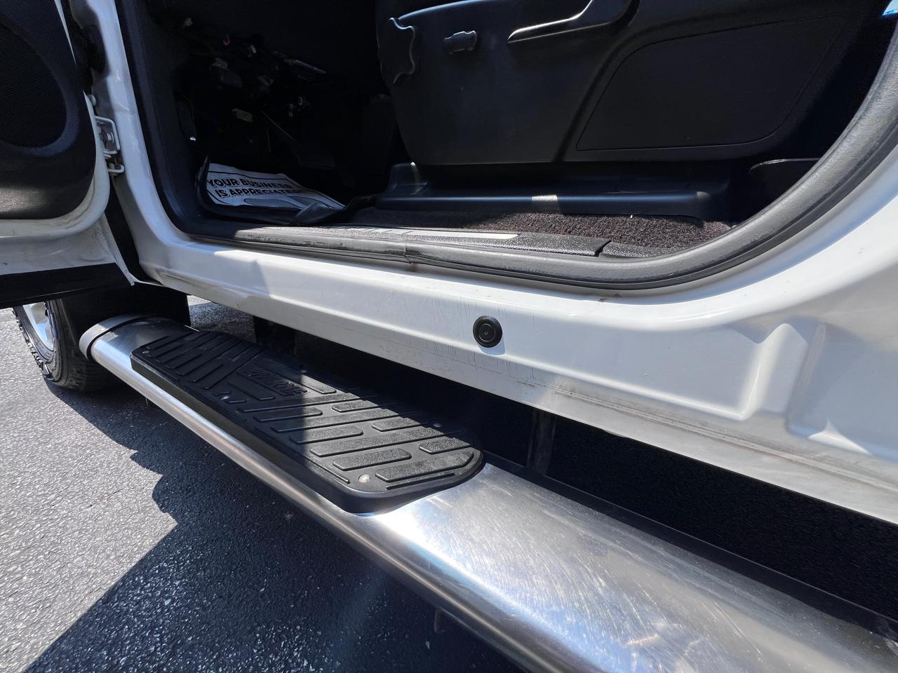 Chevrolet Silverado 1500 4WD Crew Cab 143.5" LT 2013