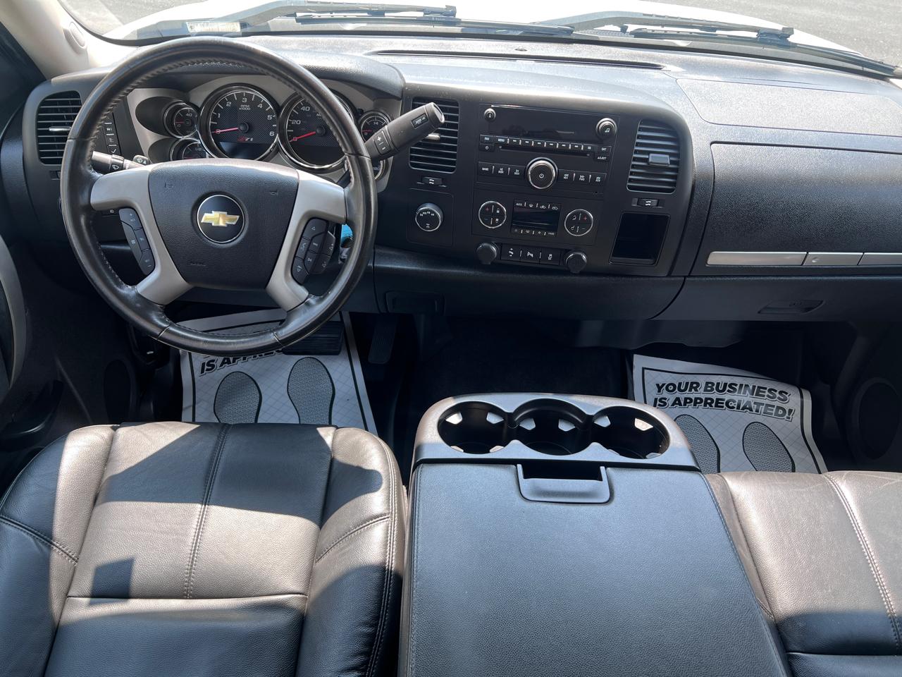 Chevrolet Silverado 1500 4WD Crew Cab 143.5" LT 2013