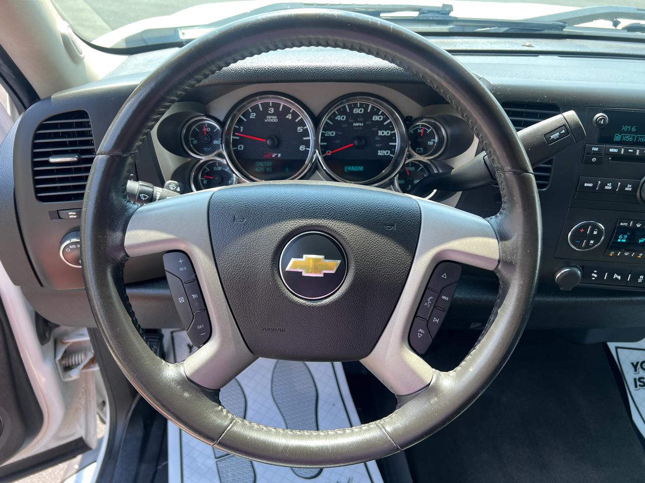Chevrolet Silverado 1500 4WD Crew Cab 143.5" LT 2013