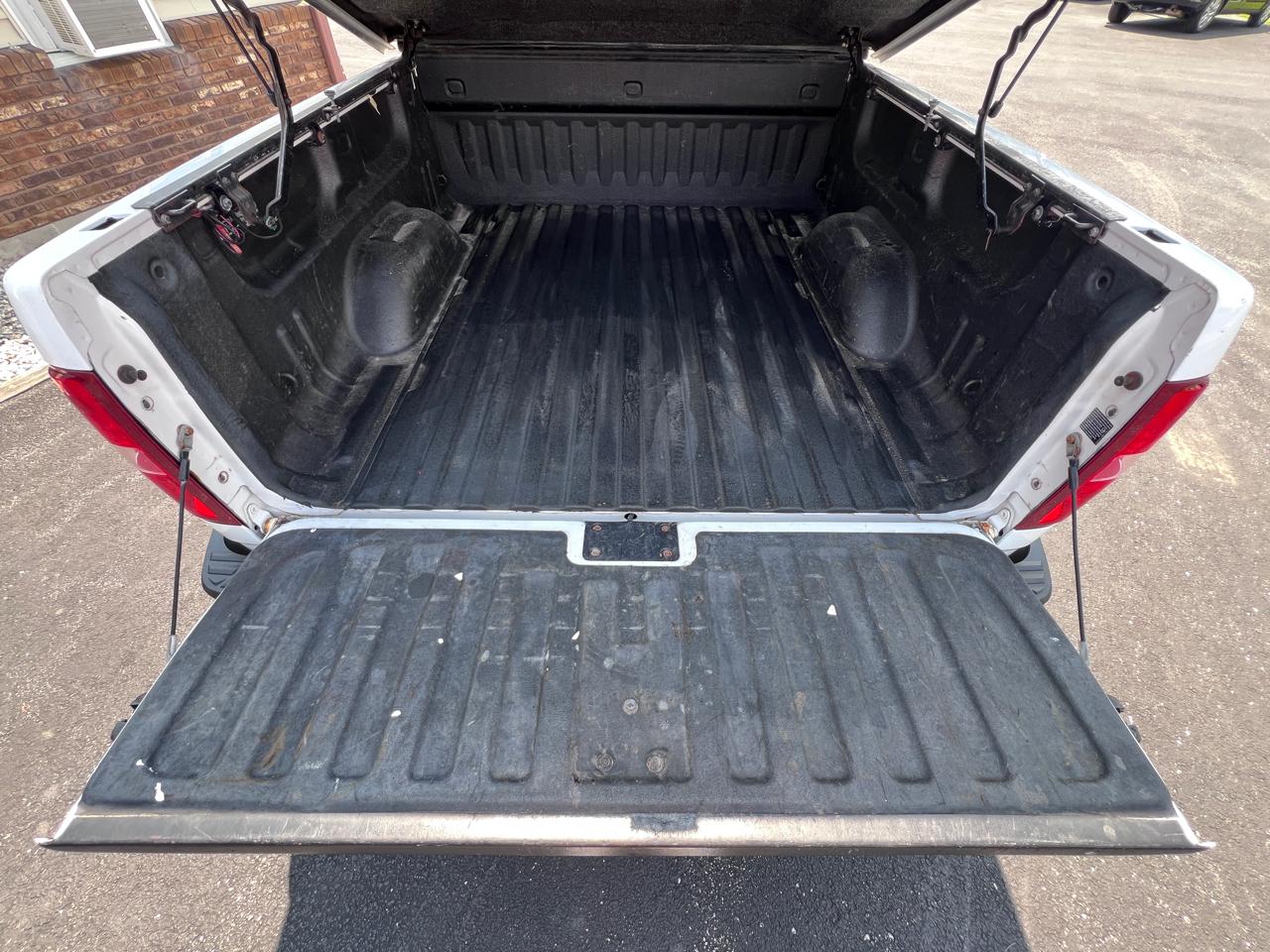 Chevrolet Silverado 1500 4WD Crew Cab 143.5" LT 2013