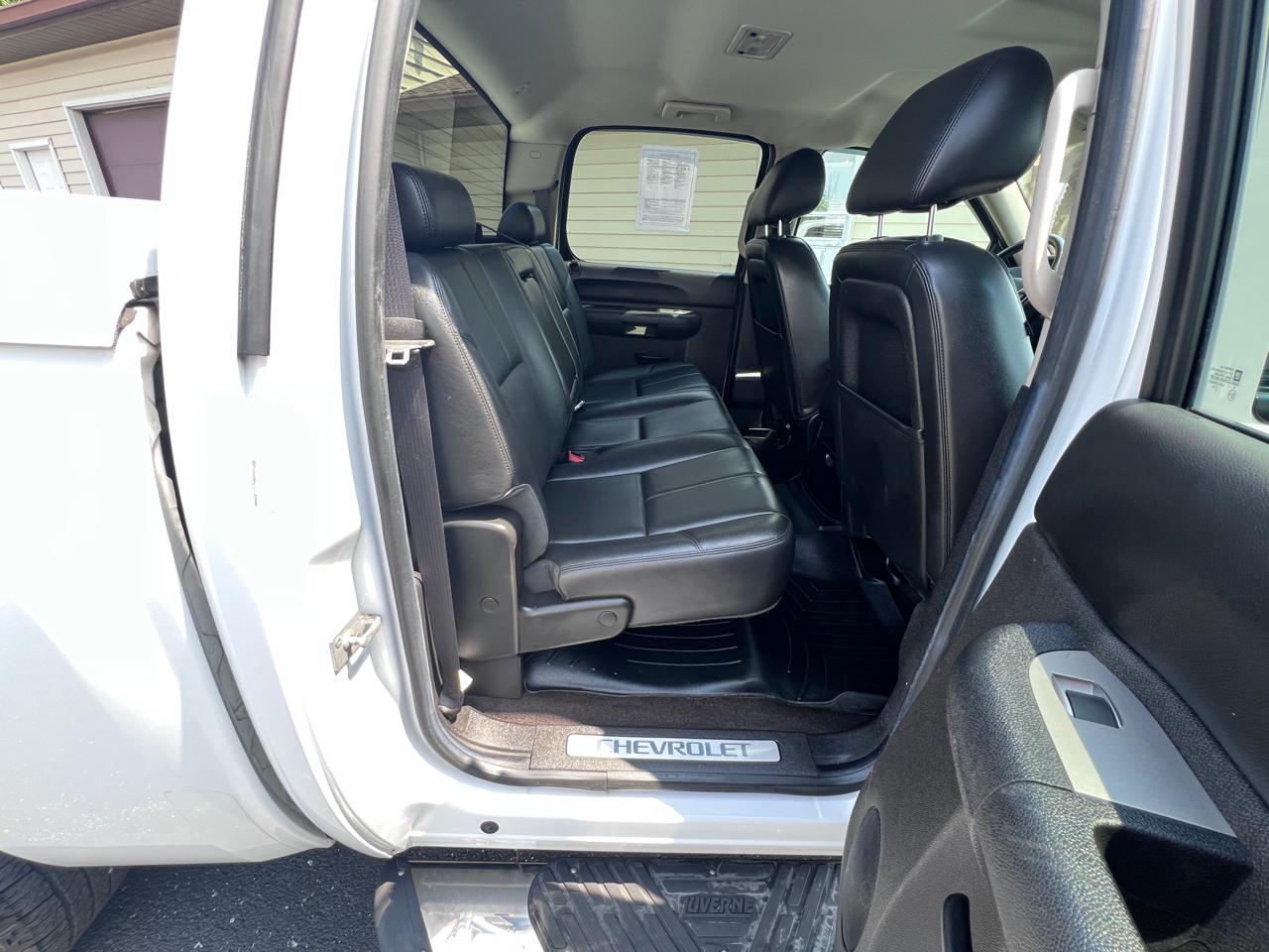 Chevrolet Silverado 1500 4WD Crew Cab 143.5" LT 2013