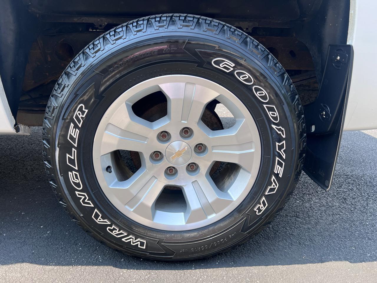 Chevrolet Silverado 1500 4WD Crew Cab 143.5" LT 2013