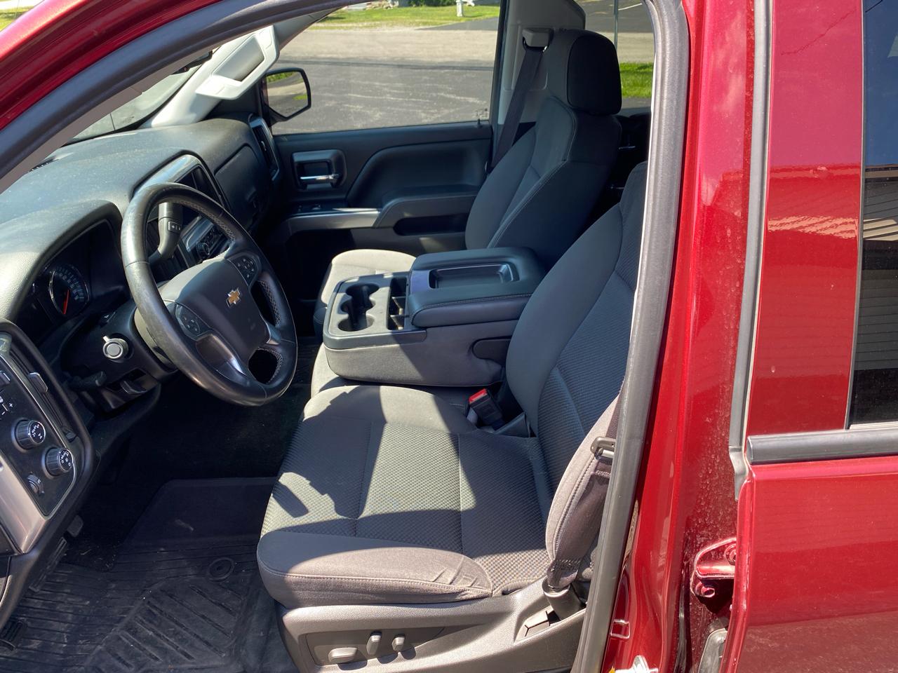 Chevrolet Silverado 1500 4WD Crew Cab 143.5" LT w/1LT 2017