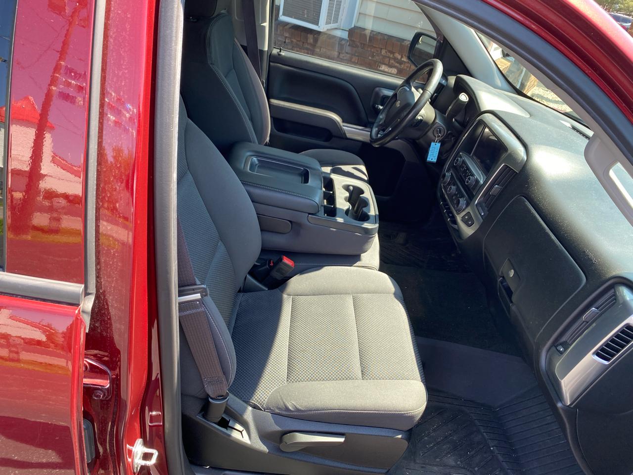 Chevrolet Silverado 1500 4WD Crew Cab 143.5" LT w/1LT 2017