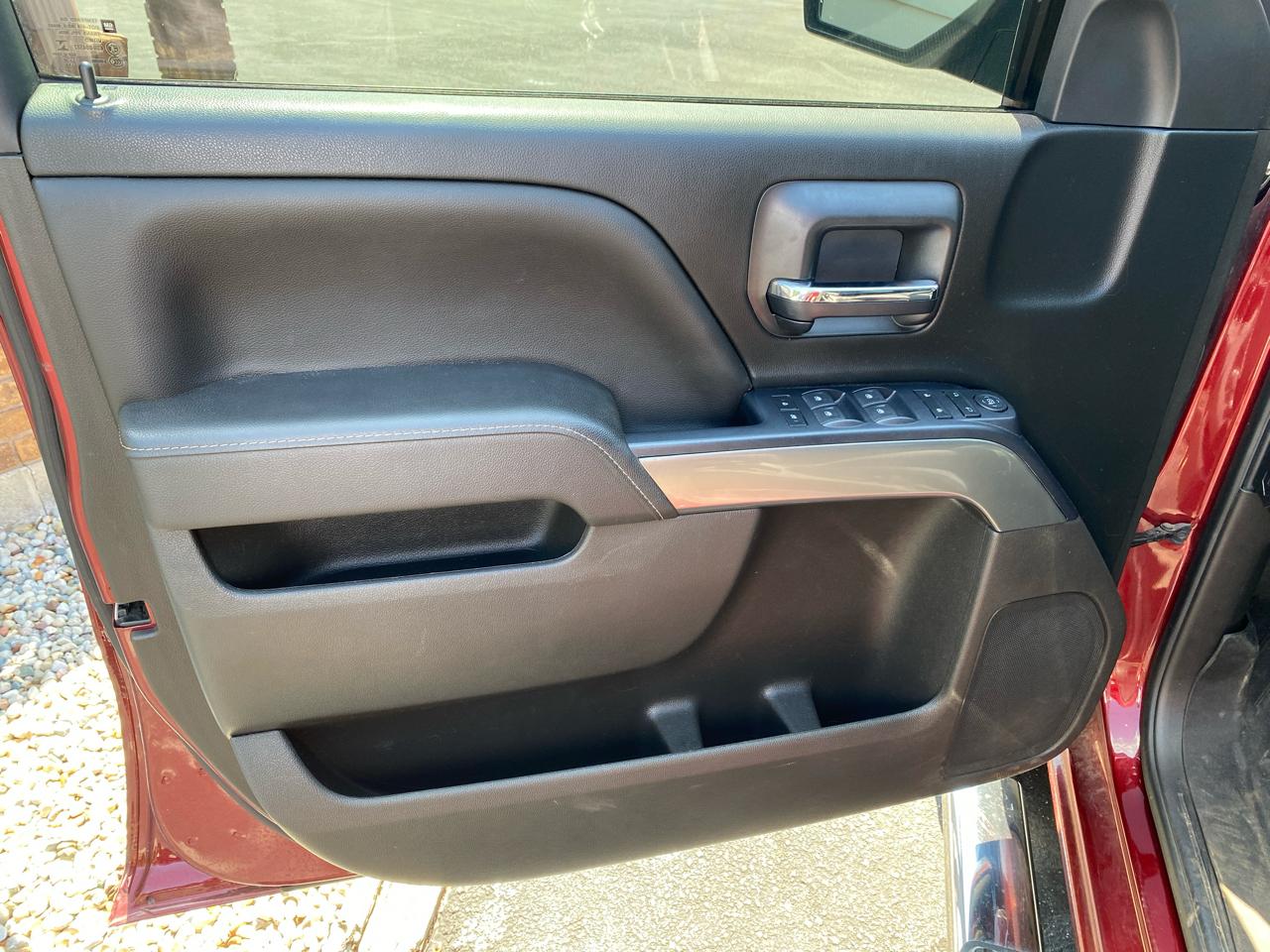 Chevrolet Silverado 1500 4WD Crew Cab 143.5" LT w/1LT 2017