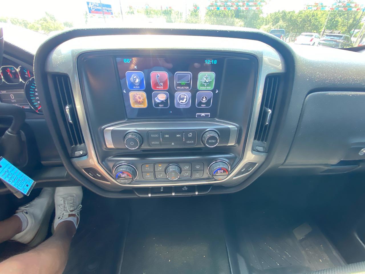 Chevrolet Silverado 1500 4WD Crew Cab 143.5" LT w/1LT 2017