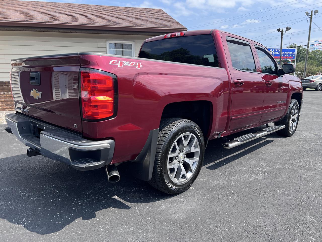 Chevrolet Silverado 1500 4WD Crew Cab 143.5" LT w/1LT 2017