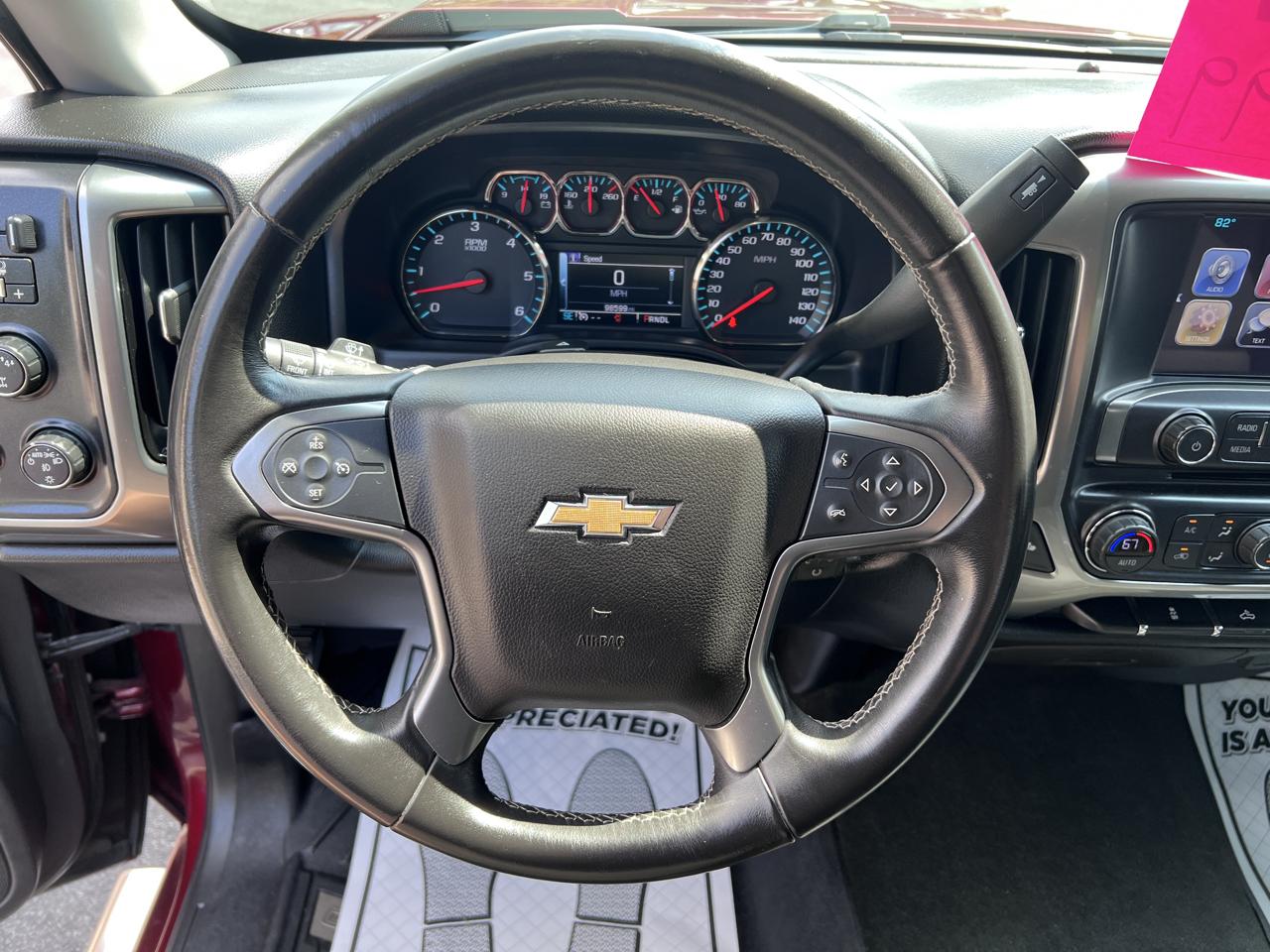 Chevrolet Silverado 1500 4WD Crew Cab 143.5" LT w/1LT 2017