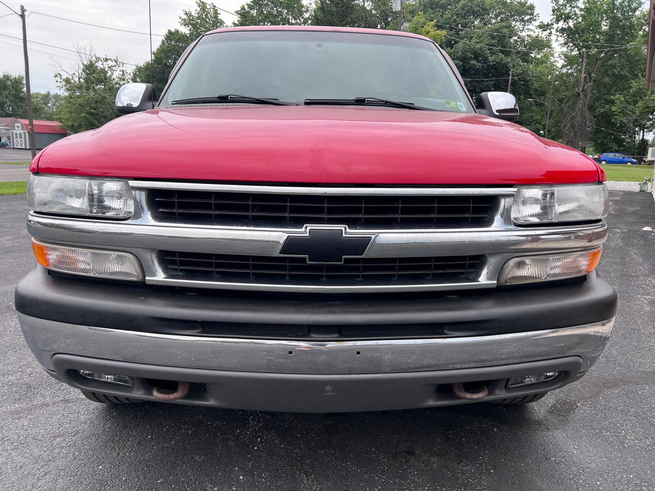 Chevrolet New Tahoe 4dr 4WD LS 2000
