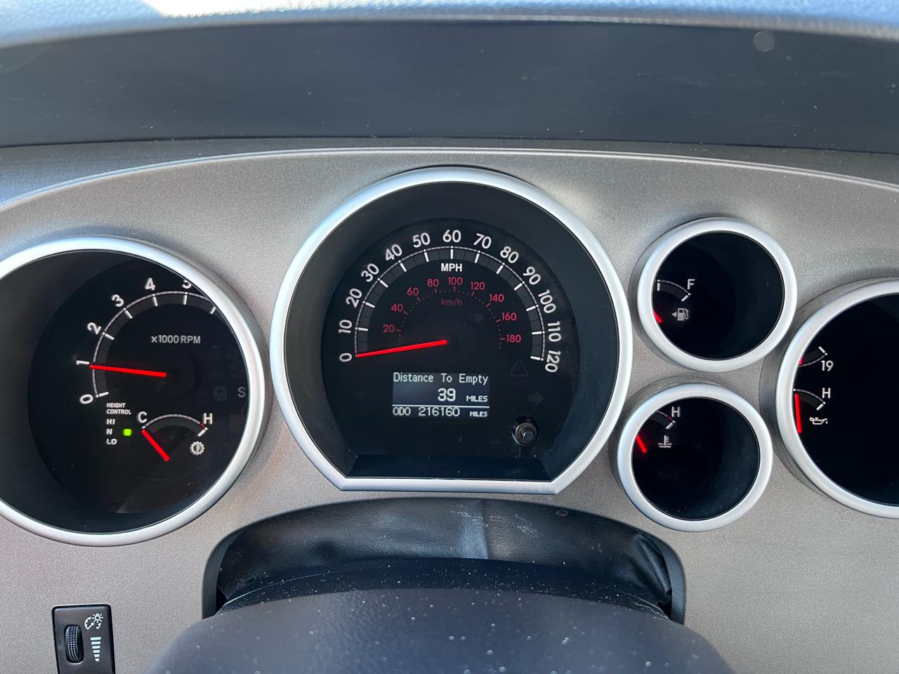 Toyota Sequoia Platinum 4WD FFV (Natl) 2017