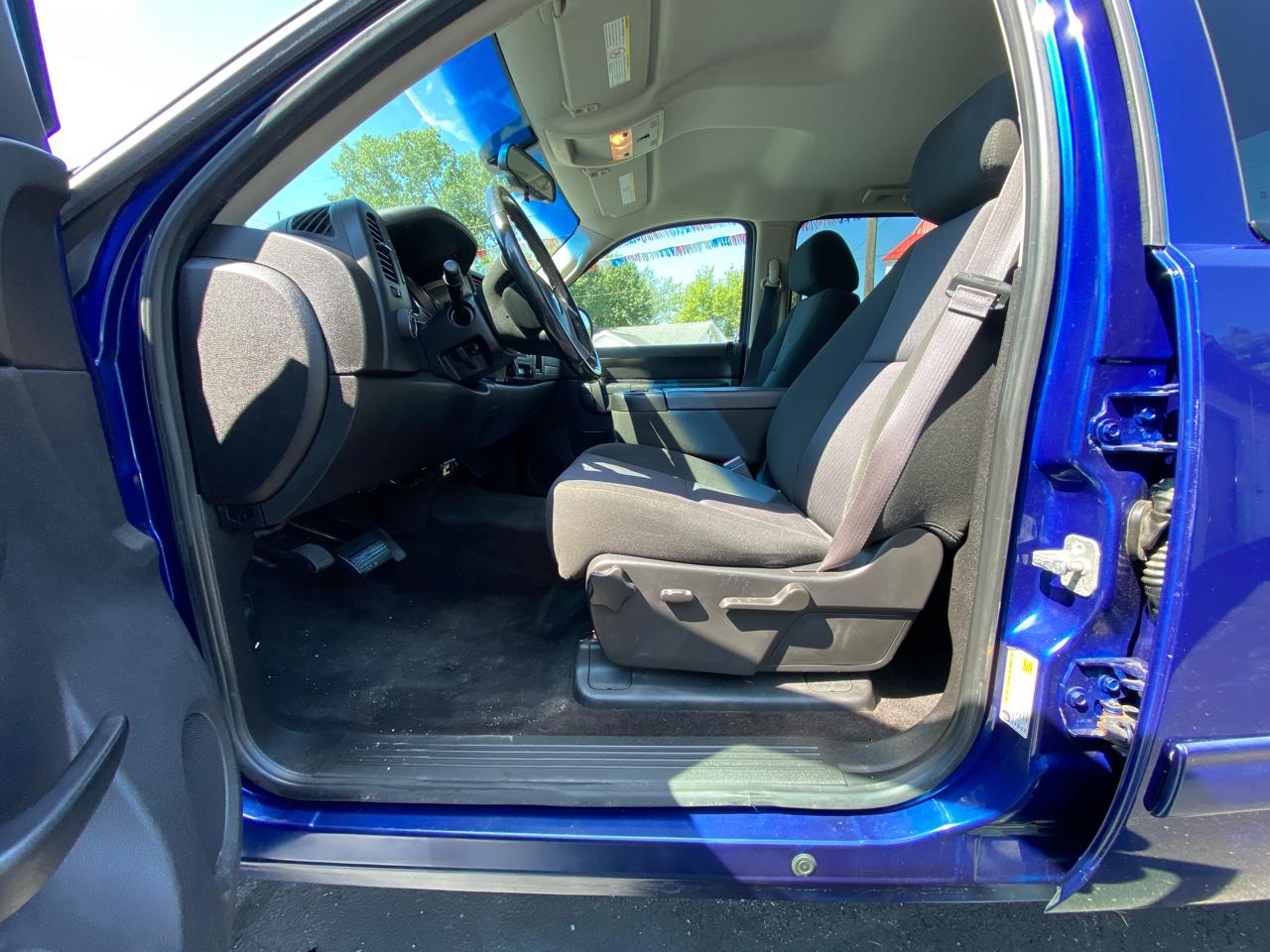 Chevrolet Silverado 2500HD 4WD Crew Cab 153.7" LT 2013
