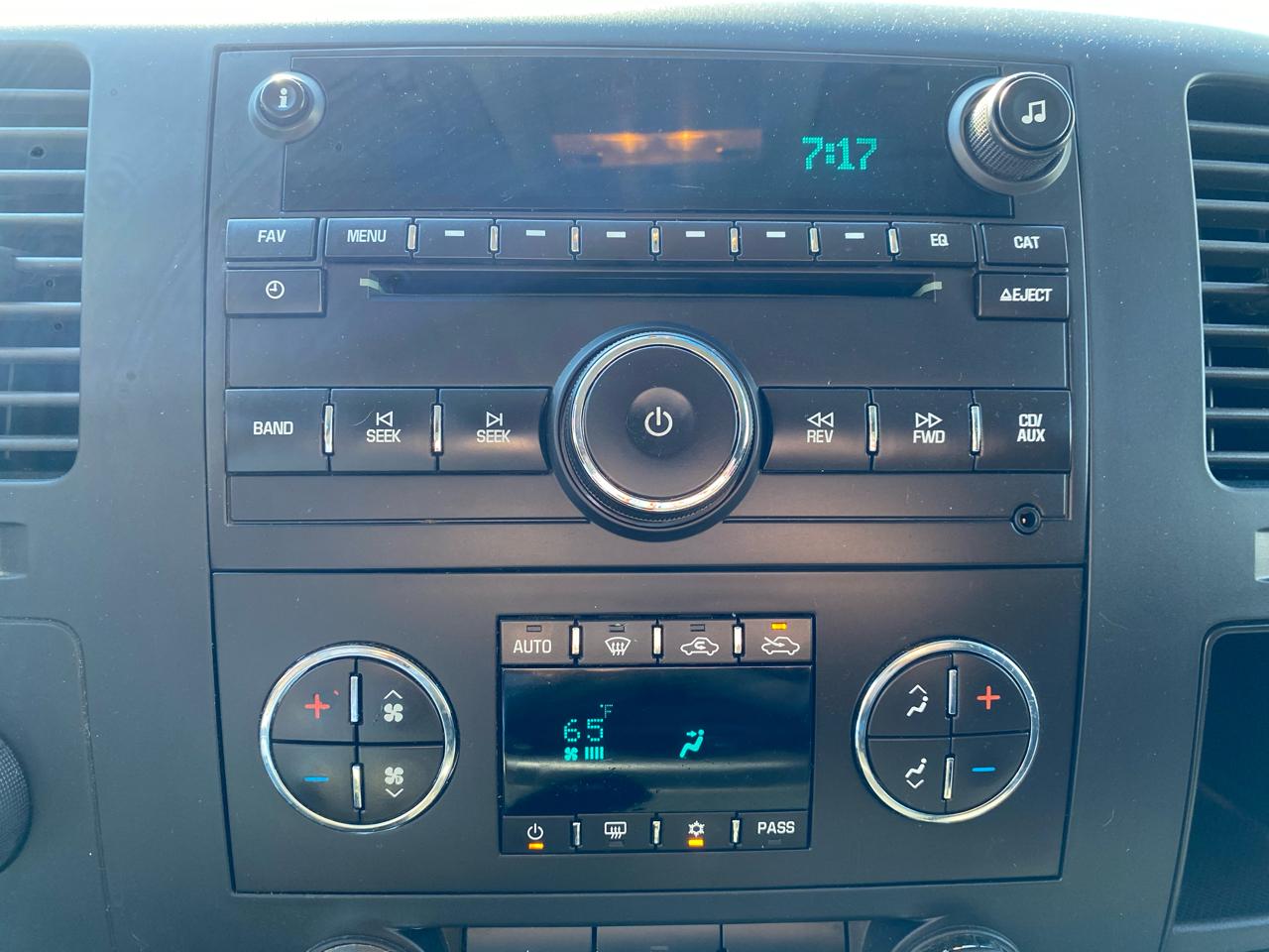 Chevrolet Silverado 2500HD 4WD Crew Cab 153.7" LT 2013