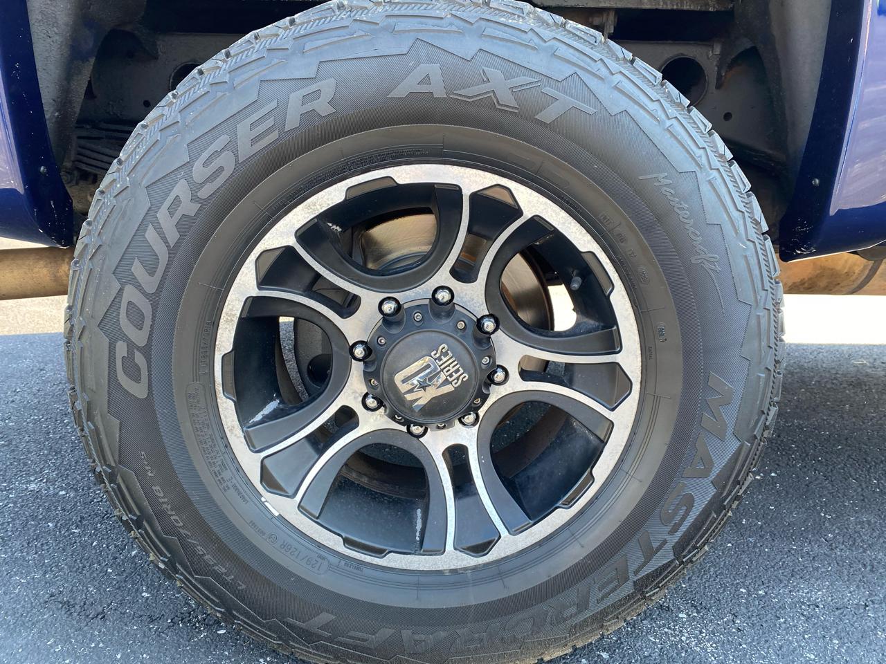 Chevrolet Silverado 2500HD 4WD Crew Cab 153.7" LT 2013