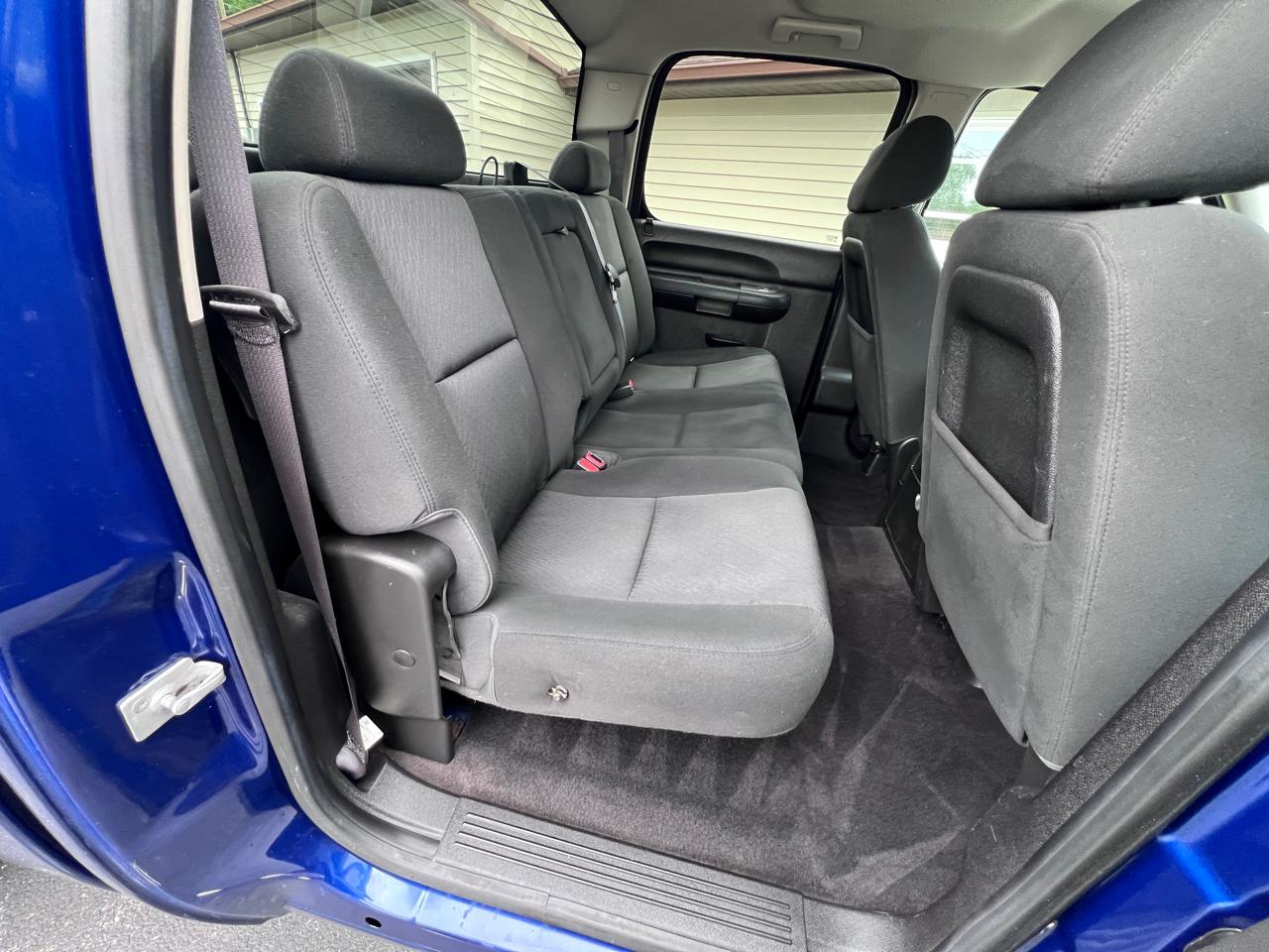 Chevrolet Silverado 2500HD 4WD Crew Cab 153.7" LT 2013