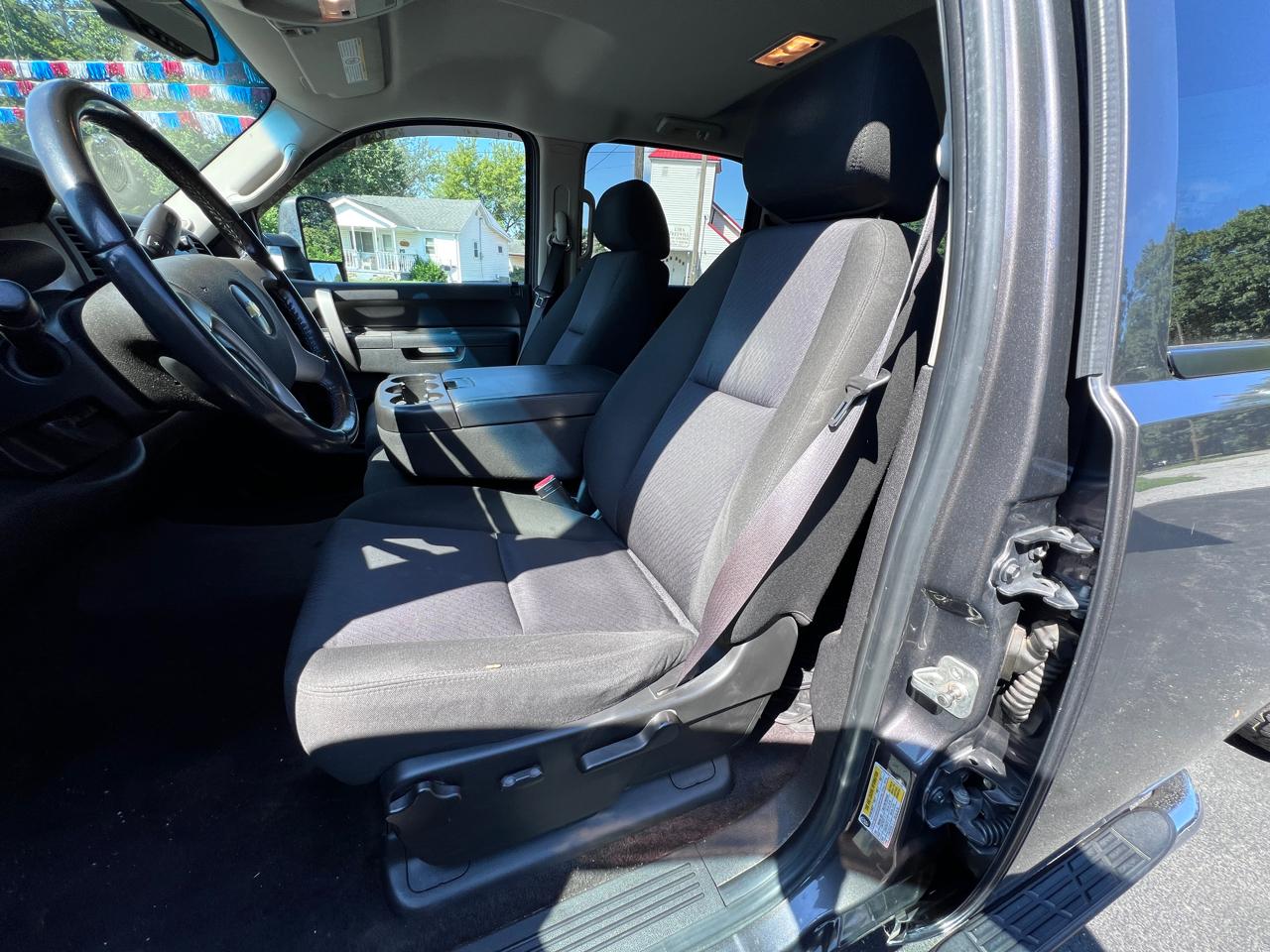 Chevrolet Silverado 2500HD 4WD Crew Cab 153" LT 2010