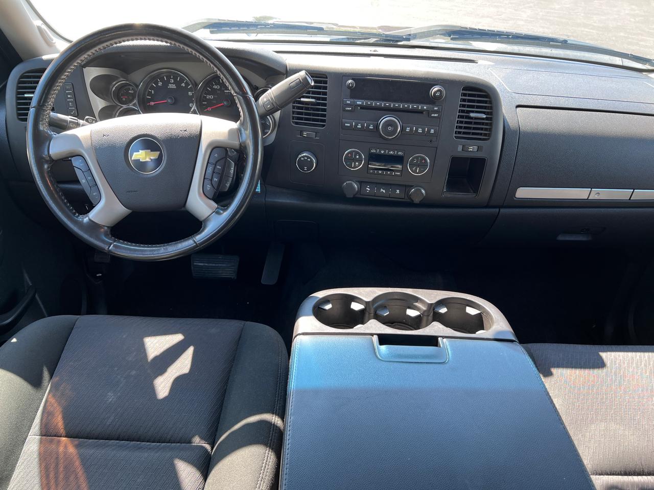 Chevrolet Silverado 2500HD 4WD Crew Cab 153" LT 2010