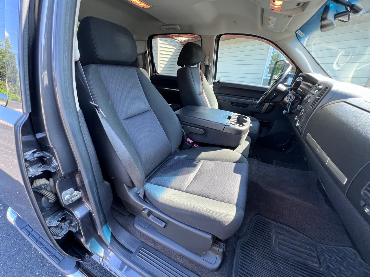 Chevrolet Silverado 2500HD 4WD Crew Cab 153" LT 2010