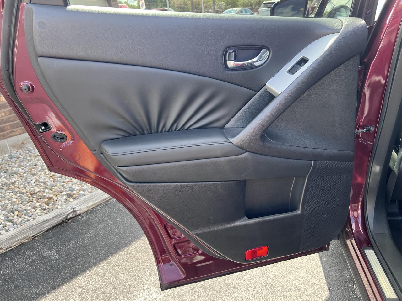 Nissan Murano 2WD 4dr SL 2009