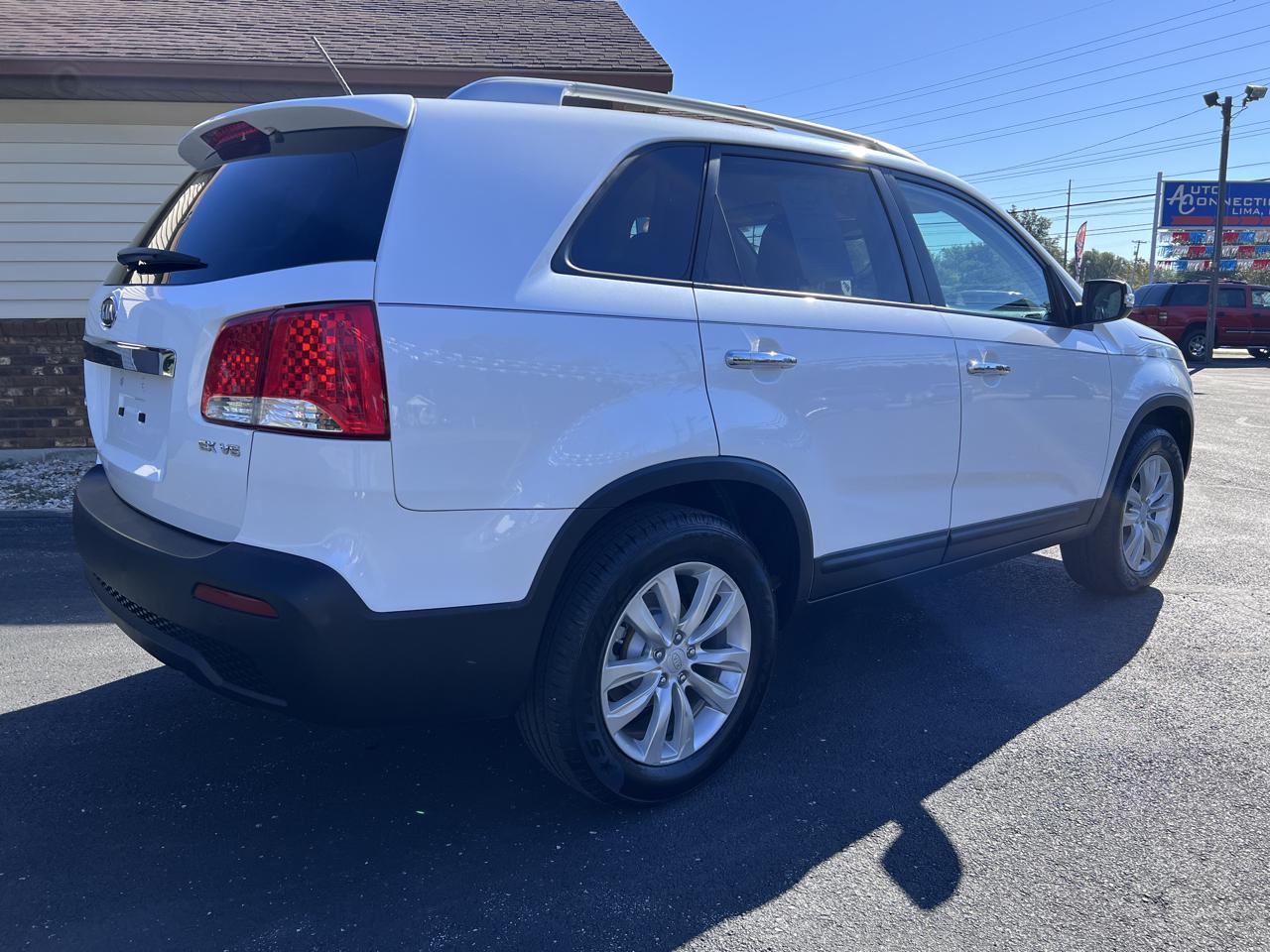 Kia Sorento 2WD 4dr V6 EX 2011