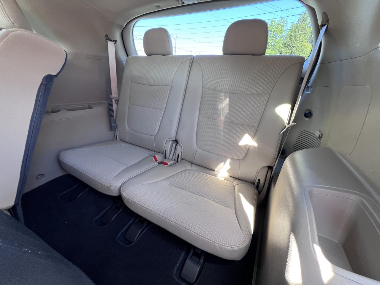 Kia Sorento 2WD 4dr V6 EX 2011
