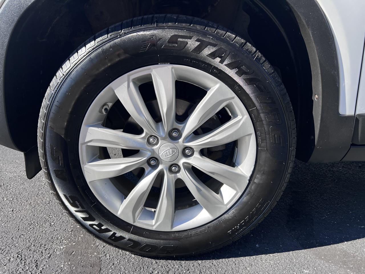 Kia Sorento 2WD 4dr V6 EX 2011