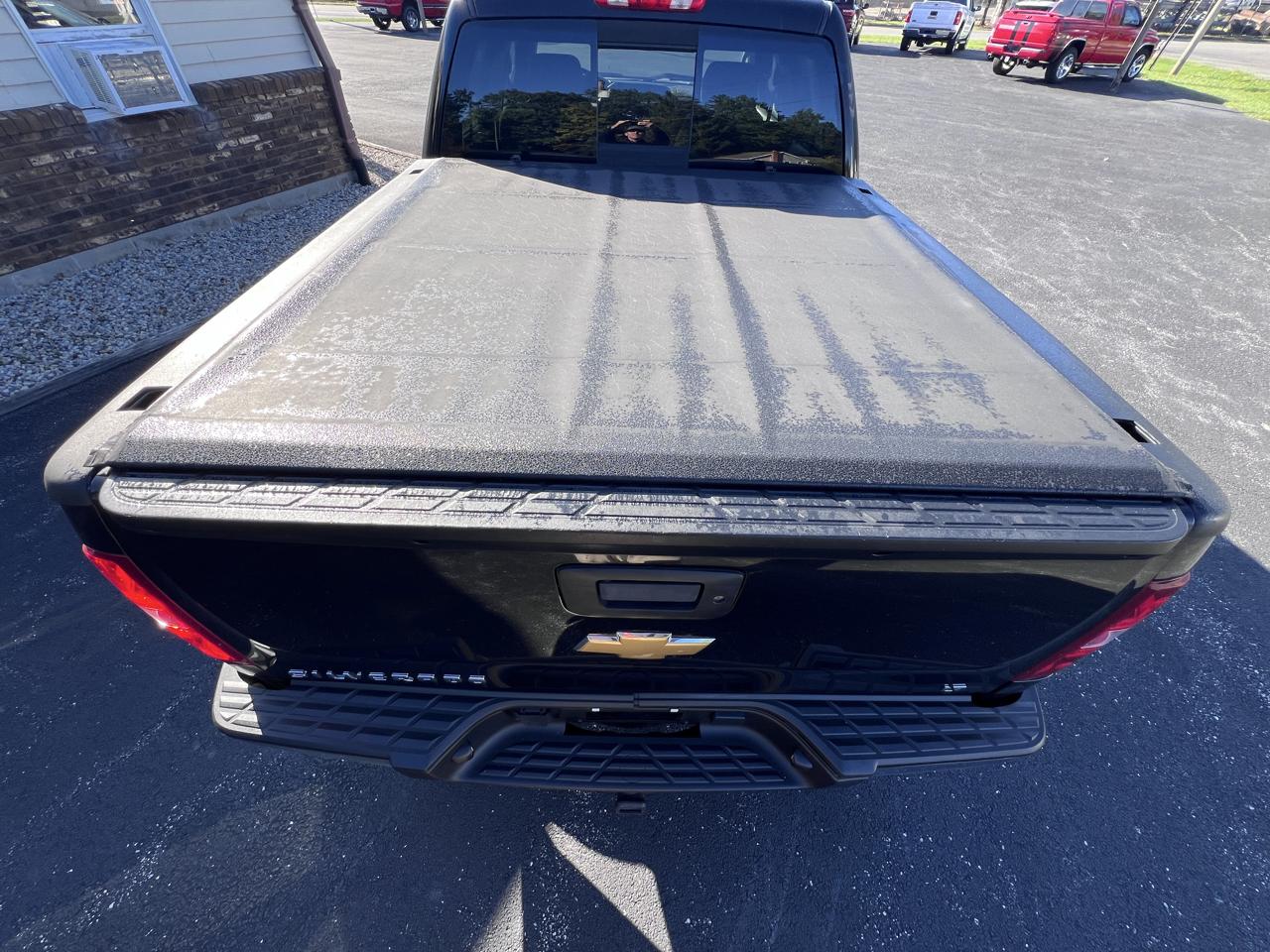 Chevrolet Silverado 1500 4WD Crew Cab 143.5" LT 2013