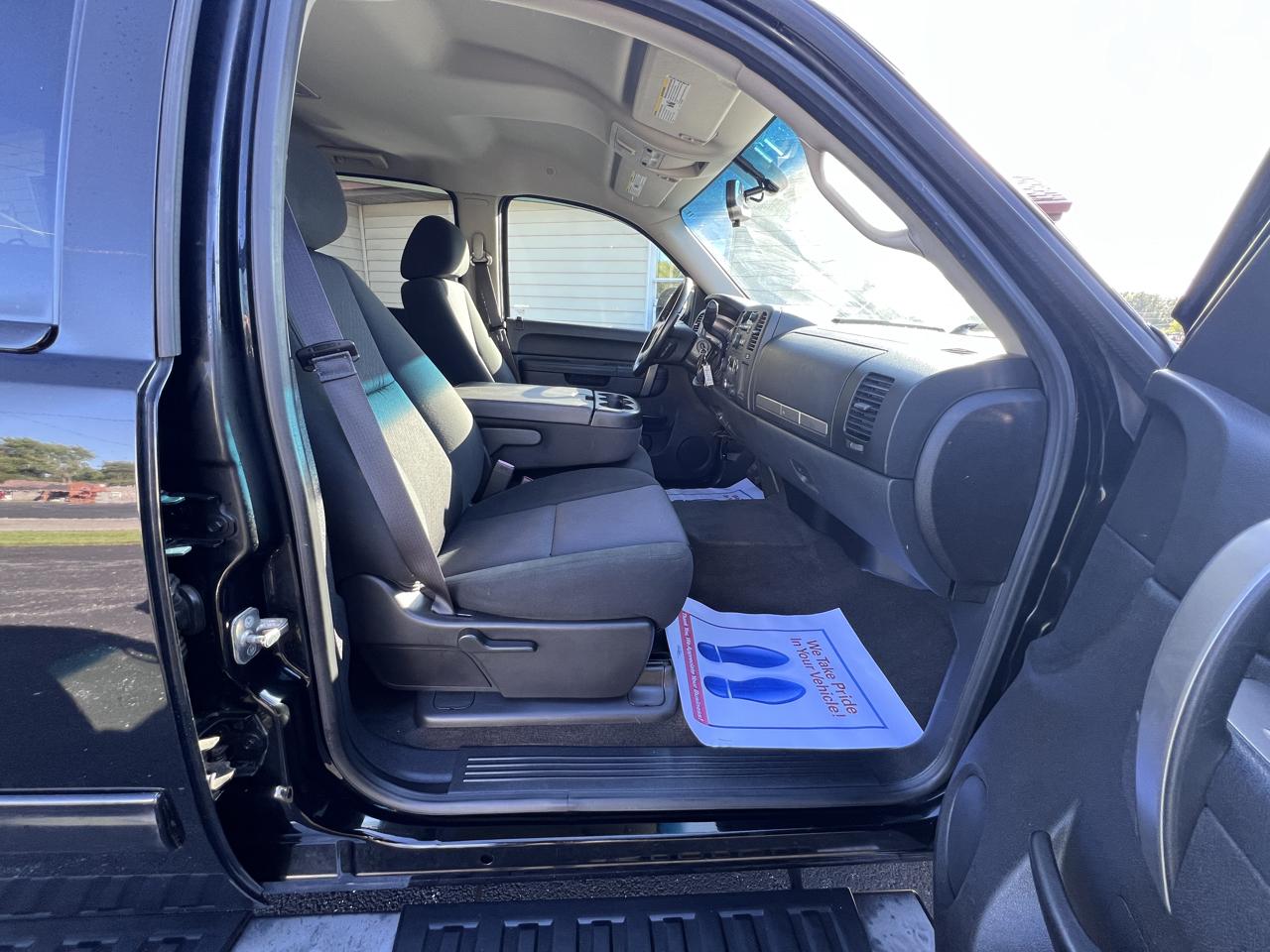 Chevrolet Silverado 1500 4WD Crew Cab 143.5" LT 2013