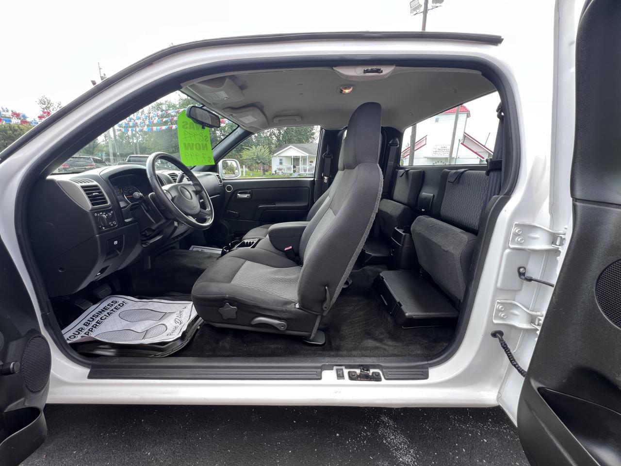 Chevrolet Colorado 2WD Ext Cab 125.9" LT w/1LT 2011