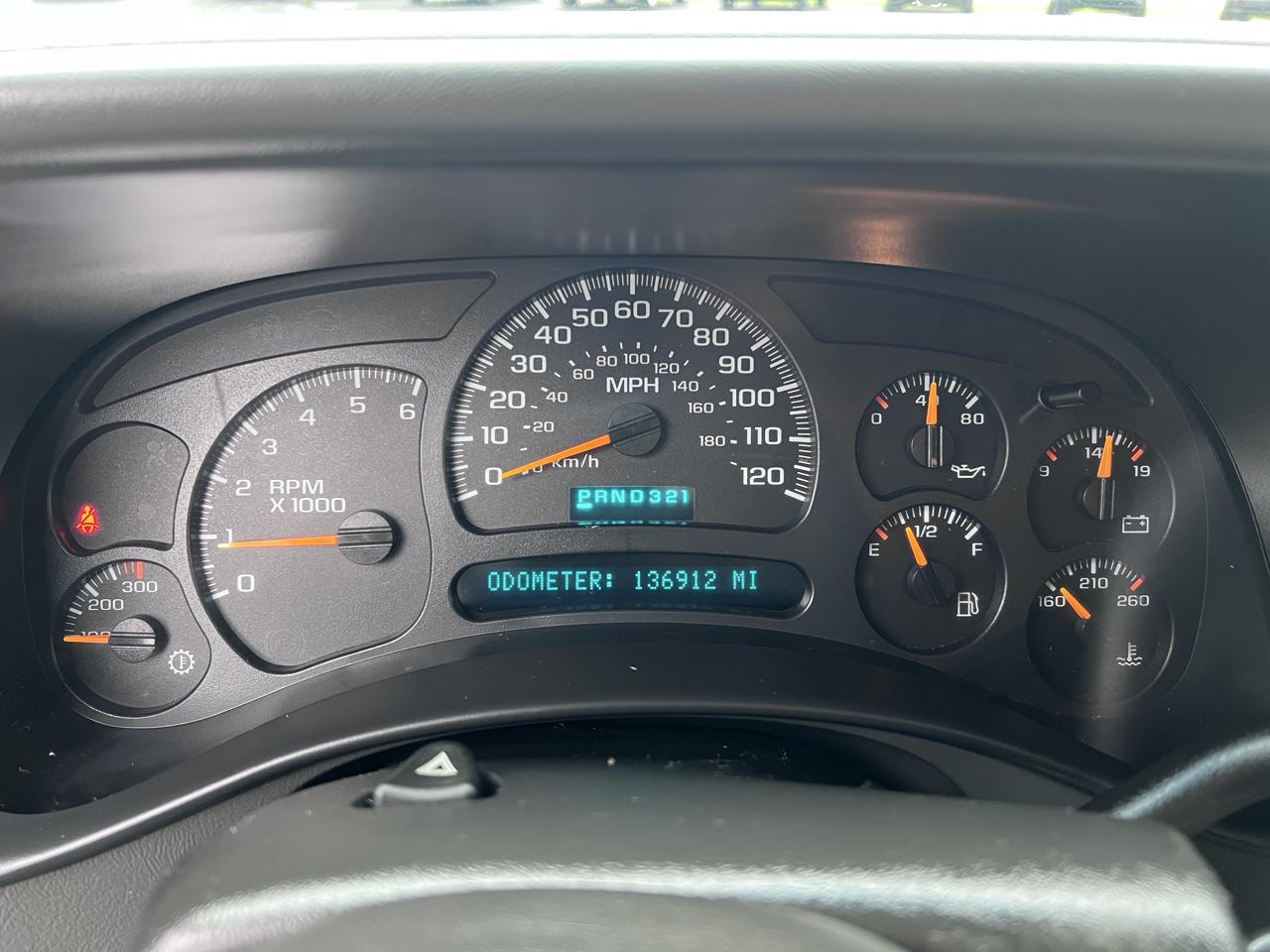 Chevrolet Suburban 4dr 2500 4WD LT 2005