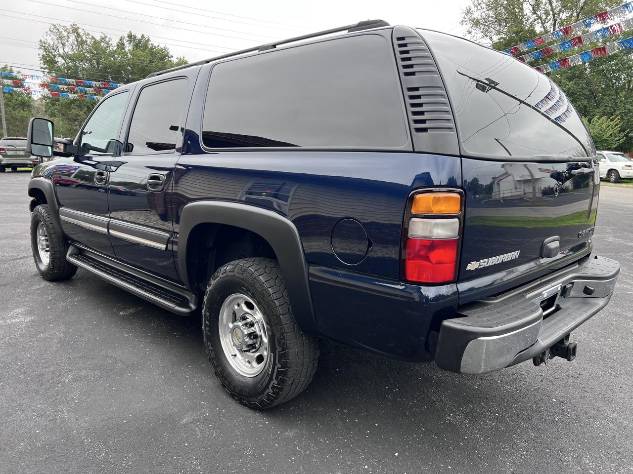 Chevrolet Suburban 4dr 2500 4WD LT 2005