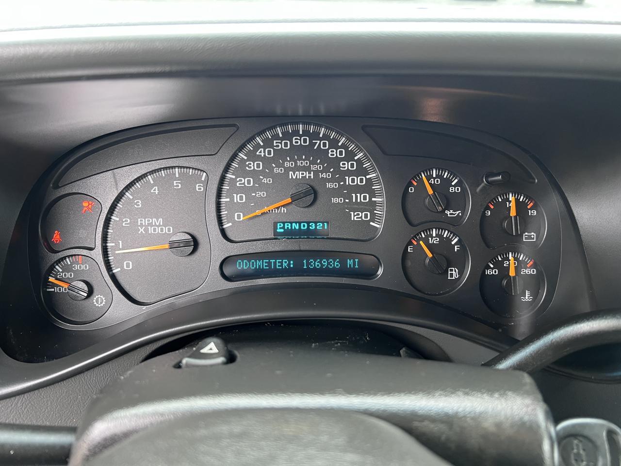 Chevrolet Suburban 4dr 2500 4WD LT 2005