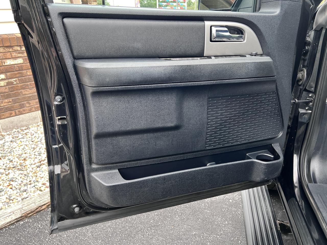 Ford Expedition EL 4WD 4dr Limited 2015