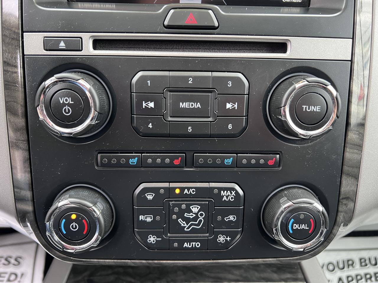 Ford Expedition EL 4WD 4dr Limited 2015