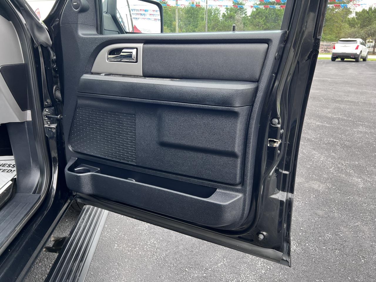 Ford Expedition EL 4WD 4dr Limited 2015