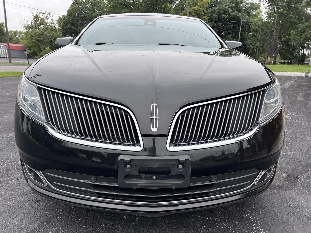Lincoln MKS 4dr Sdn 3.7L AWD 2013