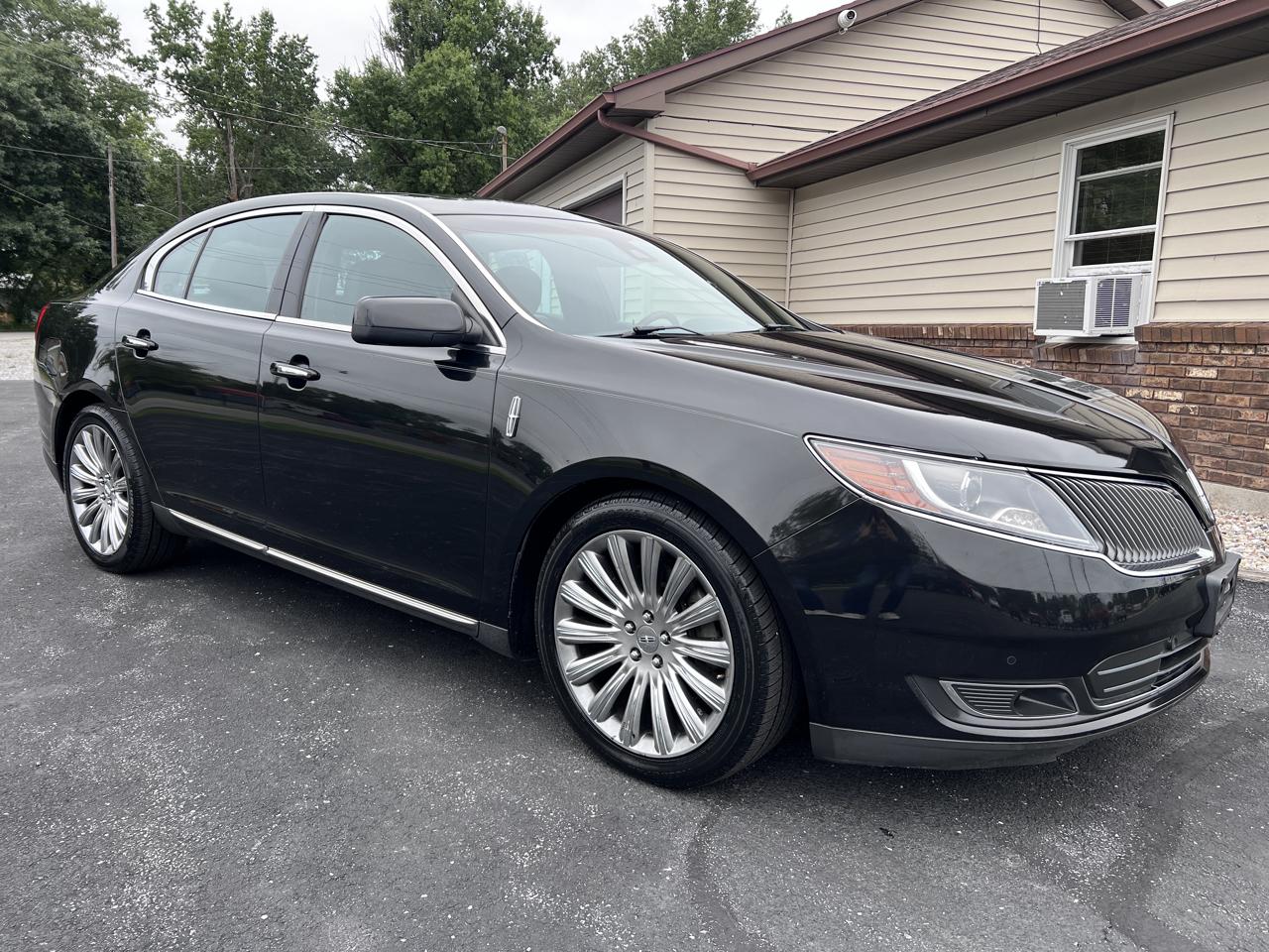 Lincoln MKS 4dr Sdn 3.7L AWD 2013