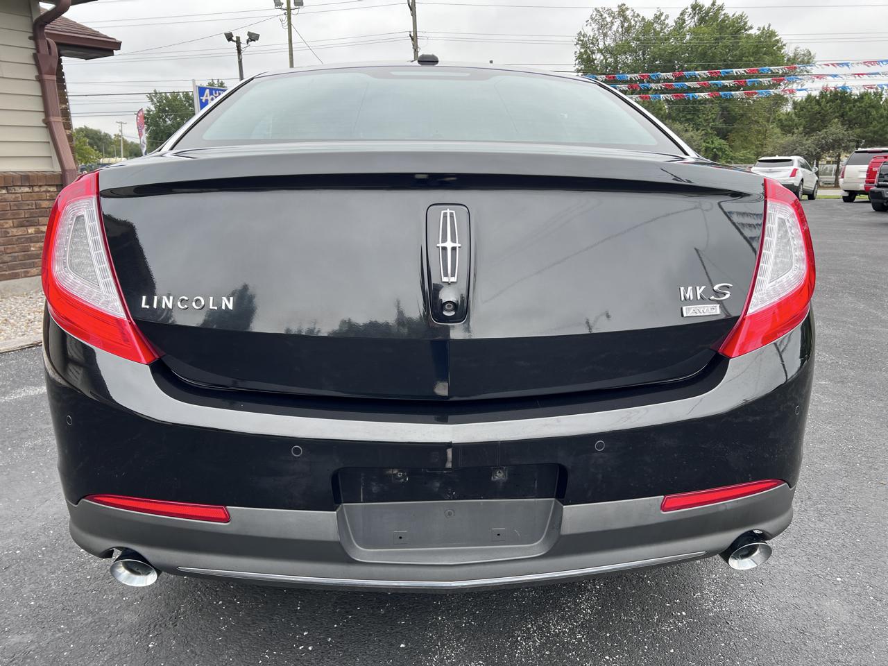 Lincoln MKS 4dr Sdn 3.7L AWD 2013