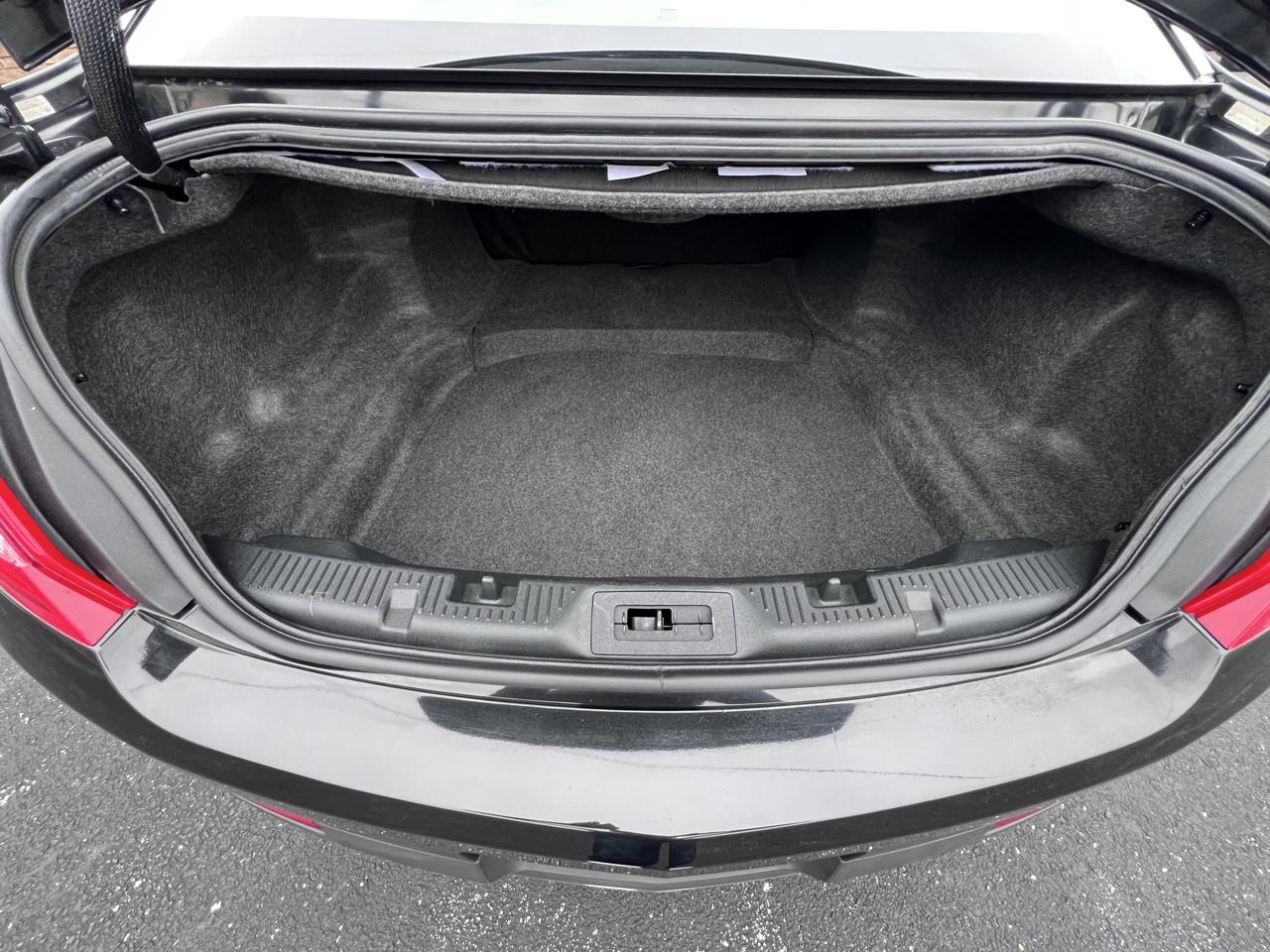Lincoln MKS 4dr Sdn 3.7L AWD 2013