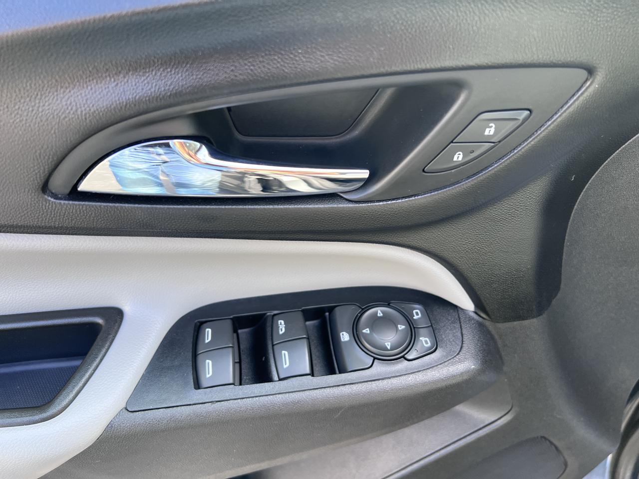 Chevrolet Equinox FWD 4dr LS w/1LS 2018