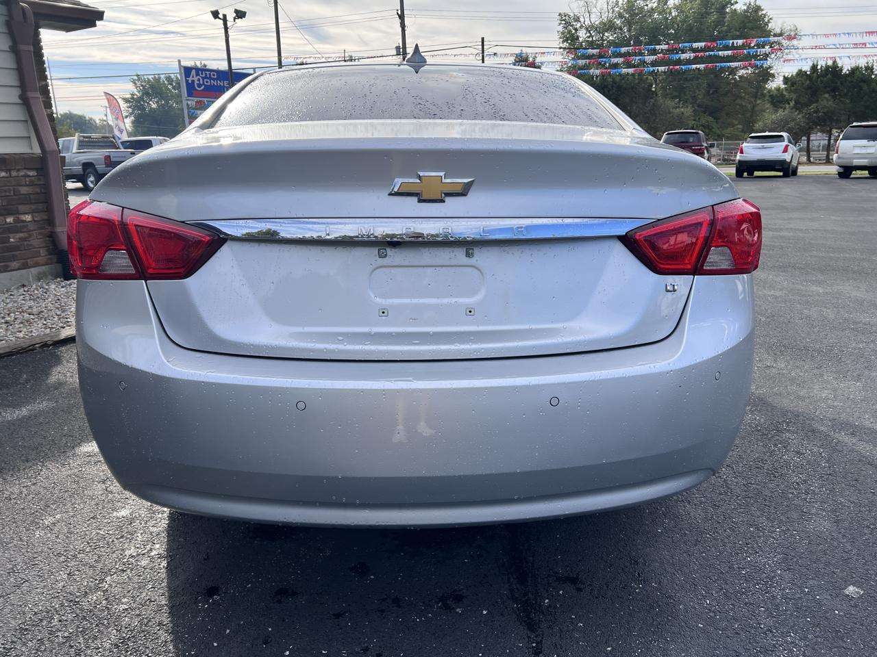 Chevrolet Impala 4dr Sdn LT w/1LT 2016
