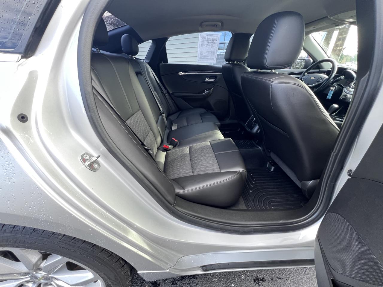 Chevrolet Impala 4dr Sdn LT w/1LT 2016